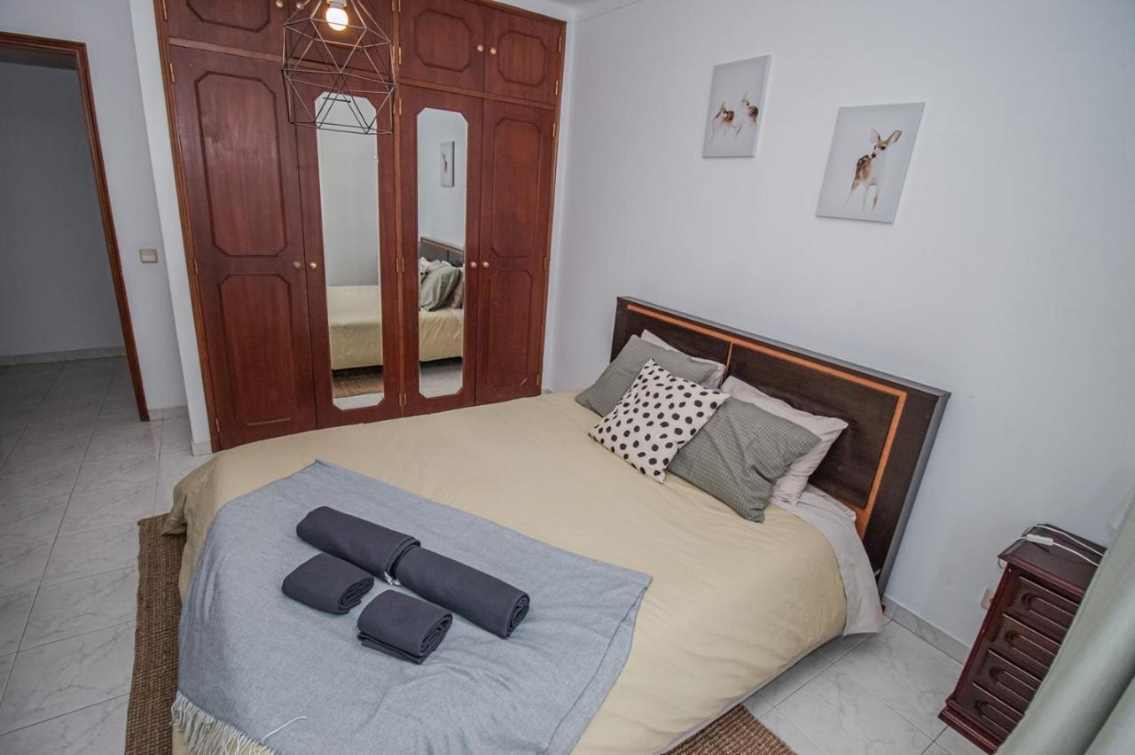 Charming Private Rooms In An Apartment A1 Penha - ファロ エクステリア 写真