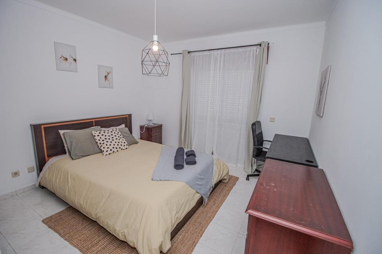 Charming Private Rooms In An Apartment A1 Penha - ファロ エクステリア 写真