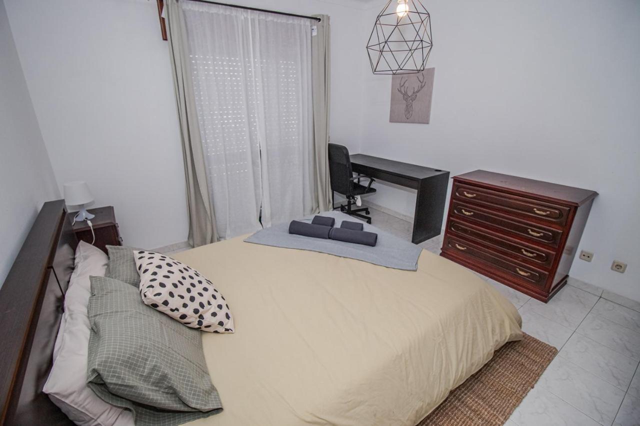 Charming Private Rooms In An Apartment A1 Penha - ファロ エクステリア 写真